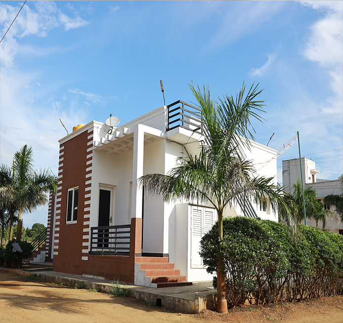 Hotels Near old Courtallam