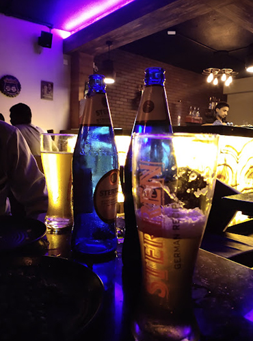 Bar Hotels